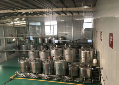 China Los tanques de mezcla vestidos del acero inoxidable con el sistema de calefacción de circulación fábrica